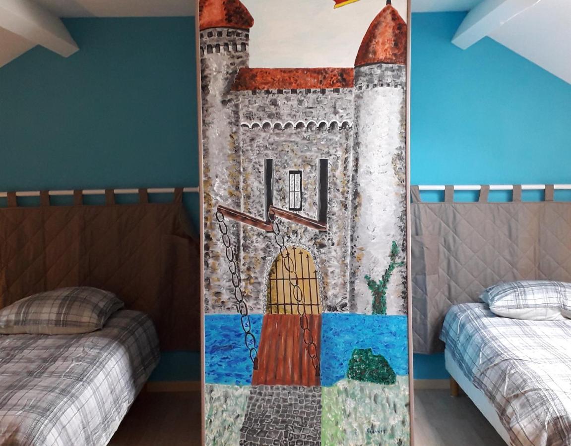 Gite Les Chevaliers Fous Sainte Menehould Bagian luar foto